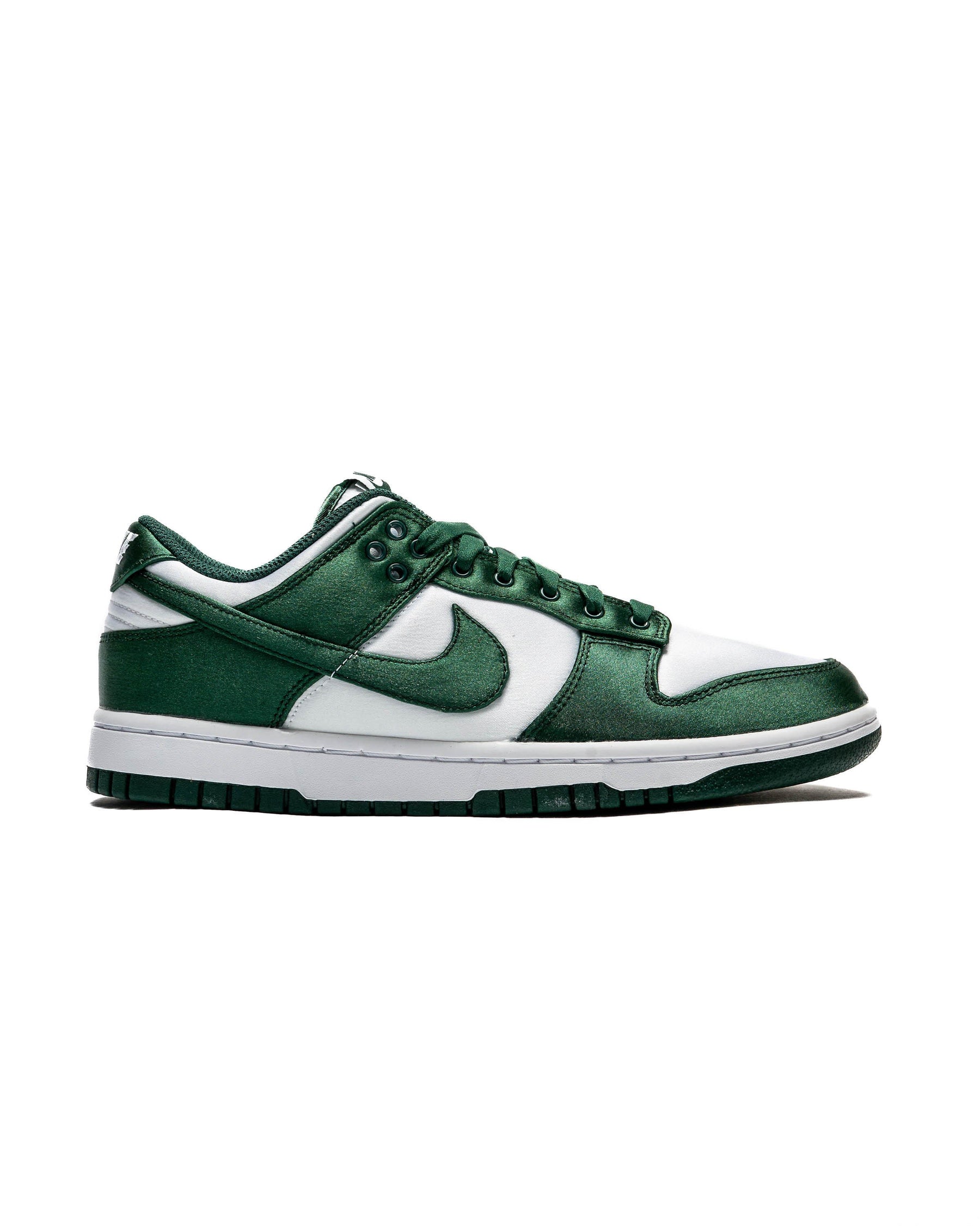 Nike WMNS Dunk Low