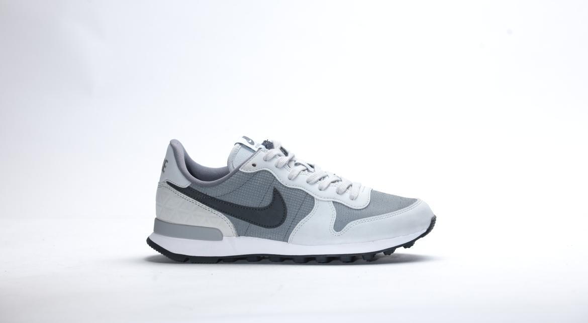 Nike Wmns Internationalist Premium "Cool Grey"