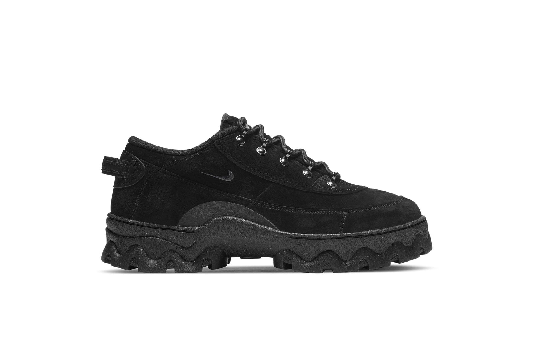 Nike WMNS LAHAR LOW "BLACK"