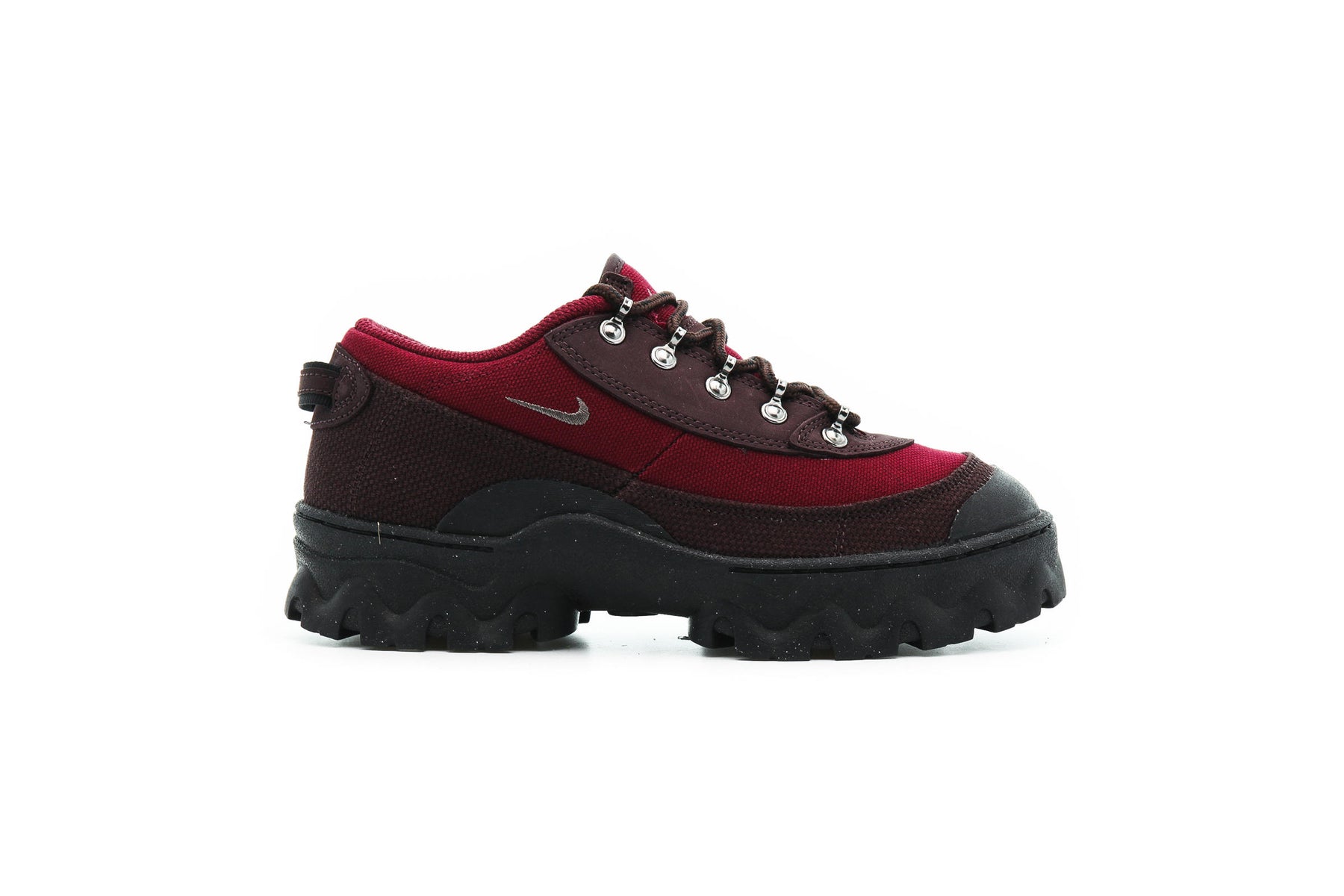 Nike WMNS LAHAR LOW