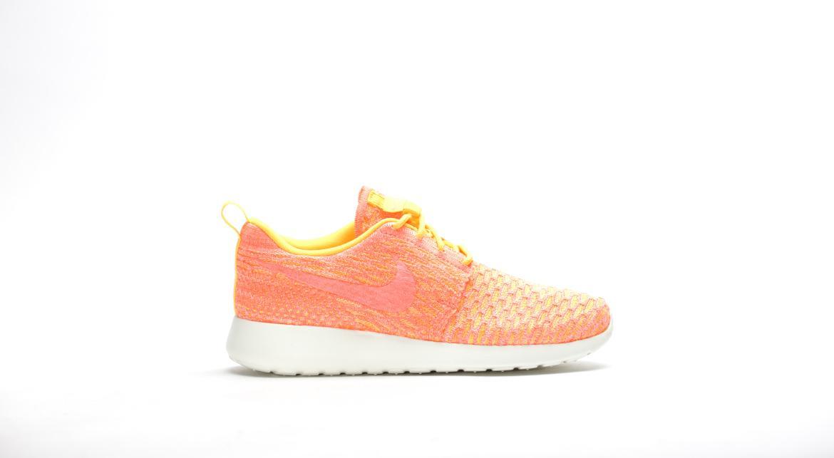 Nike Wmns Roshe One Flyknit "Laser Orange"