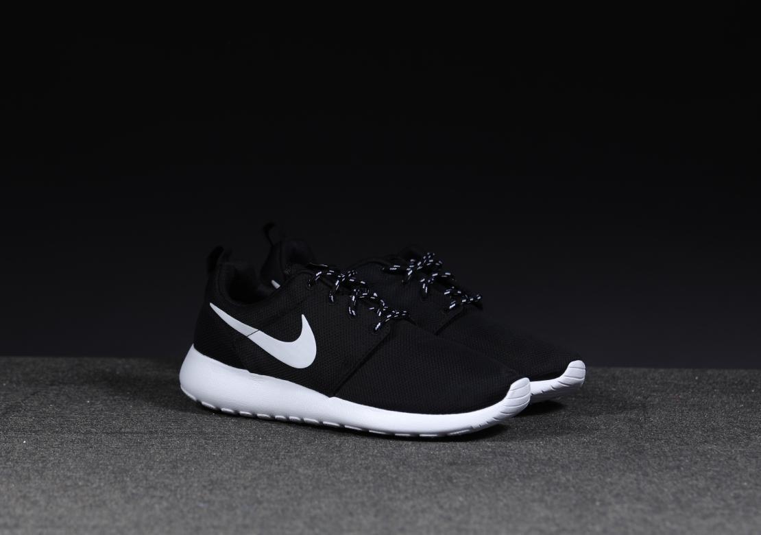 Nike Wmns Rosherun