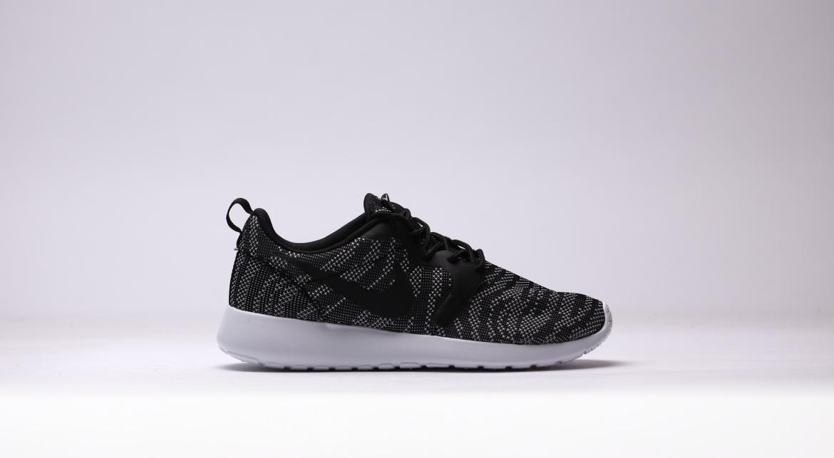 Nike Wmns Rosherun KJCRD