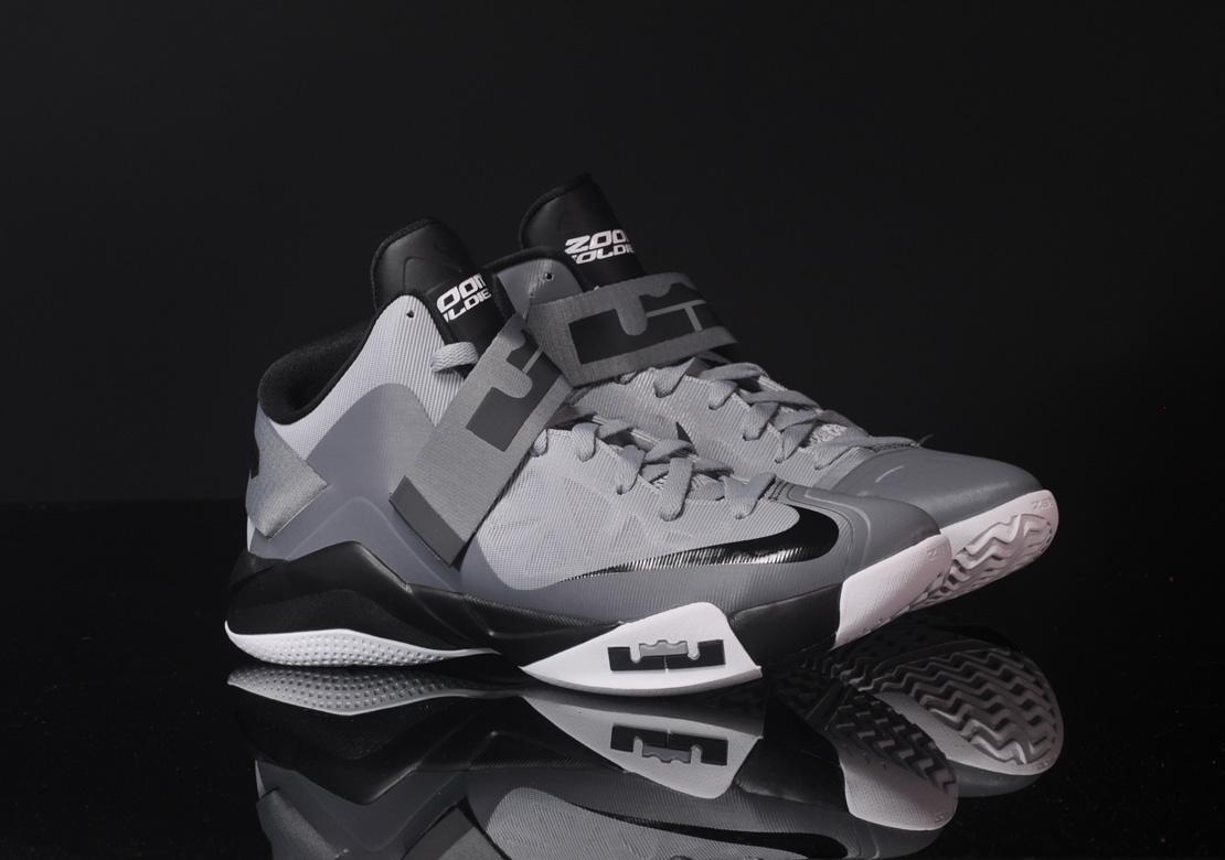Nike Zoom Soldier VI