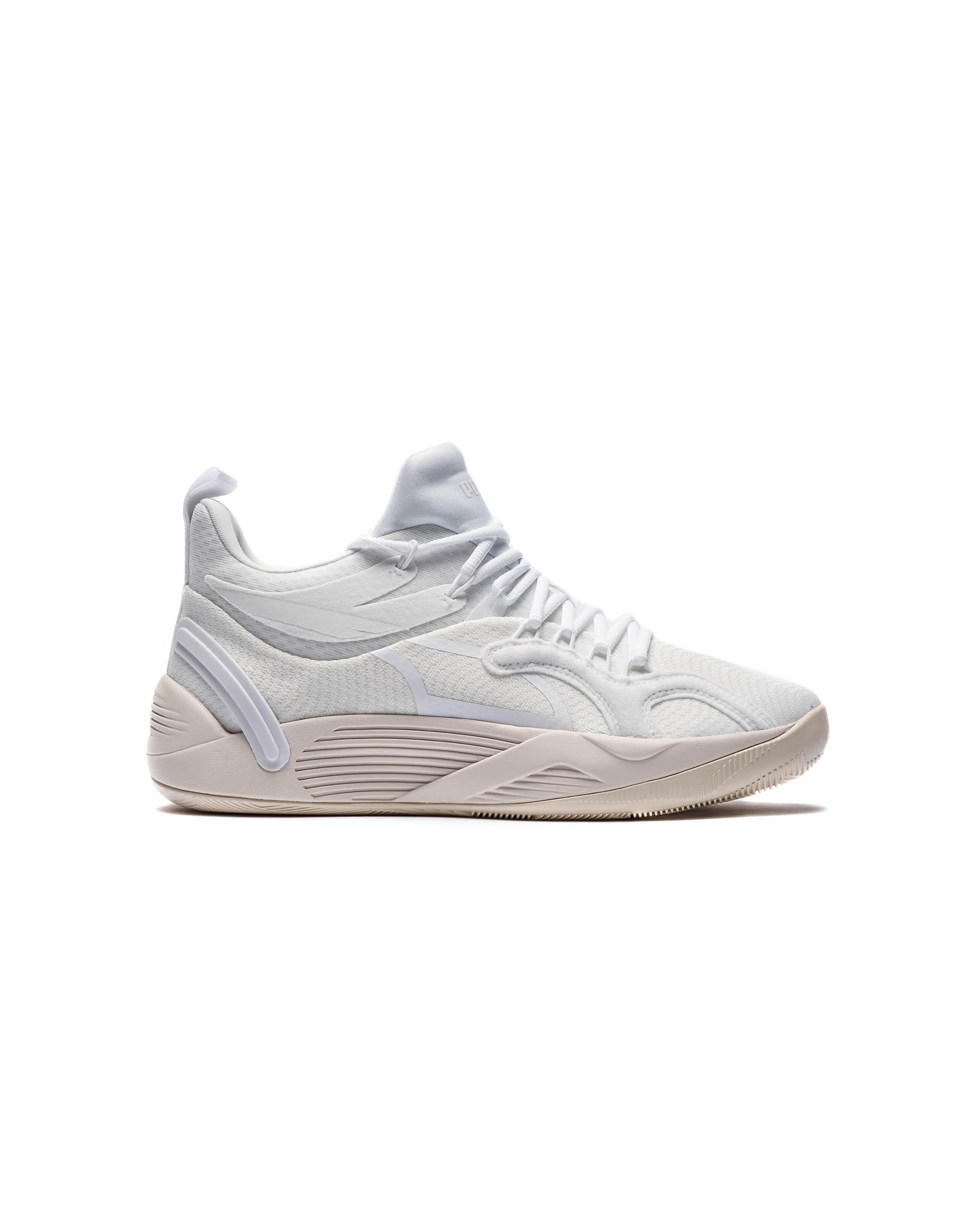 Cut in half: PUMA TRC Blaze Court Review | RunRepeat
