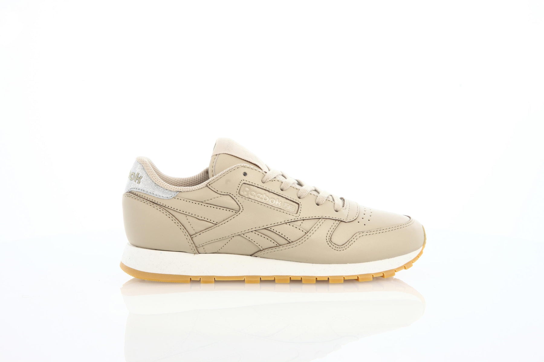 Reebok x Gigi Hadid Classic Leather Met Diamond "Oatmeal"