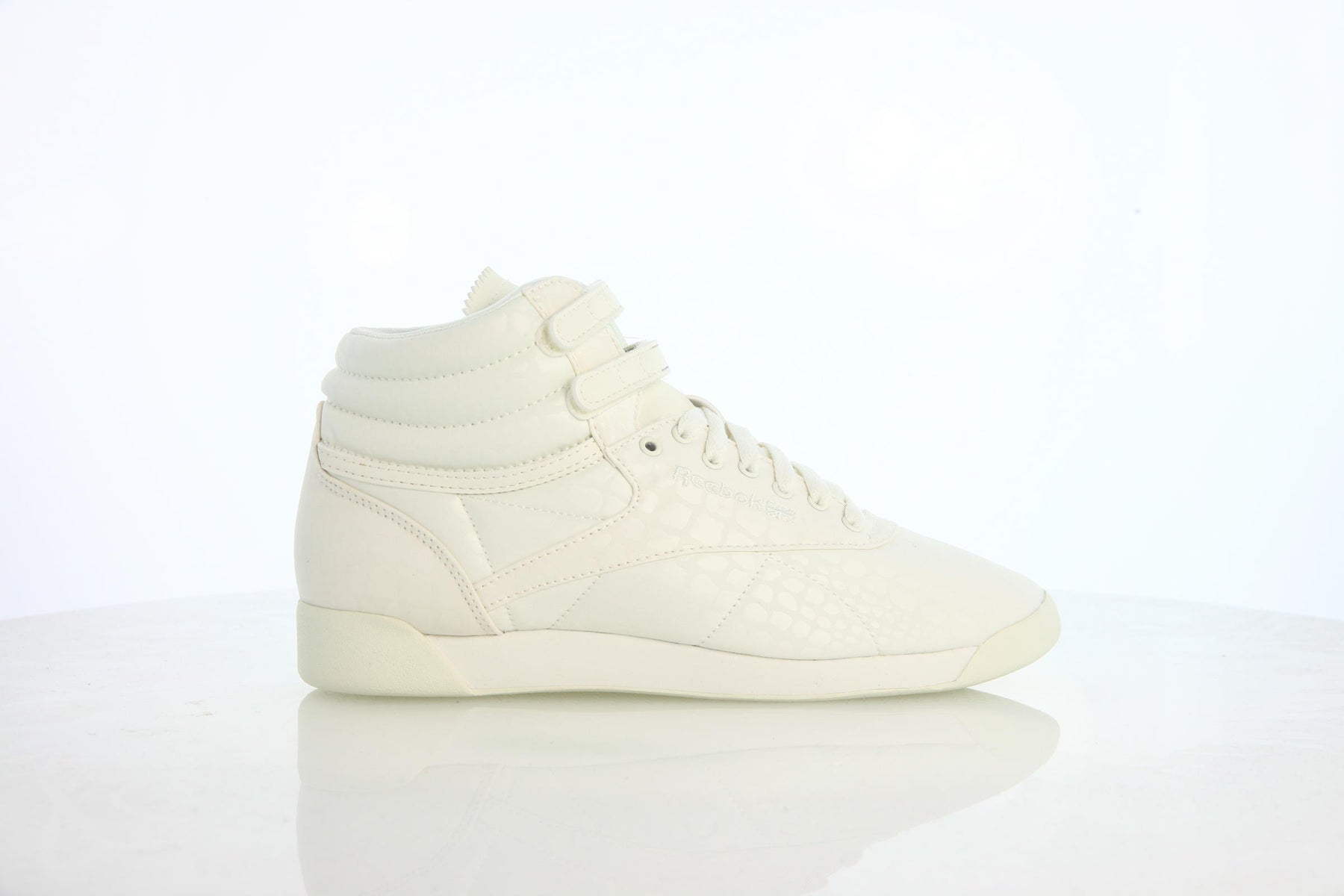 Reebok Freestyle Hi Lux Txt W "Chalk"