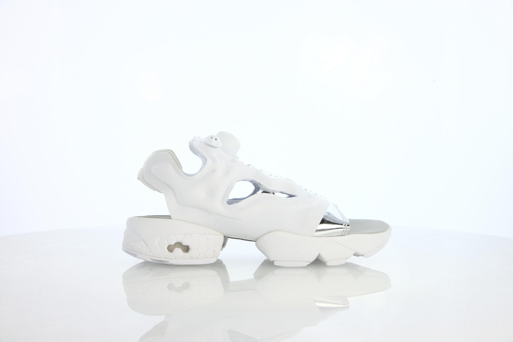 Reebok Instapump Fury Sand W "White"