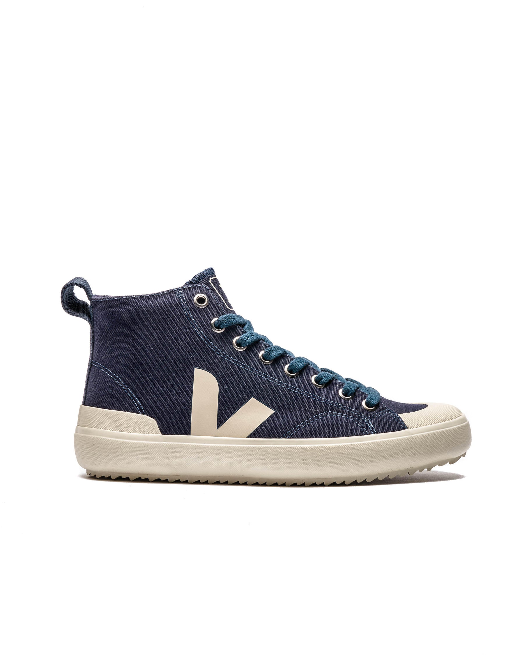 Veja WMNS NOVA HT